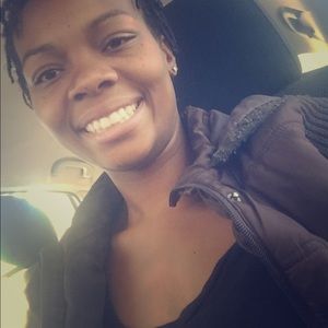 Meet your posher, Eboni